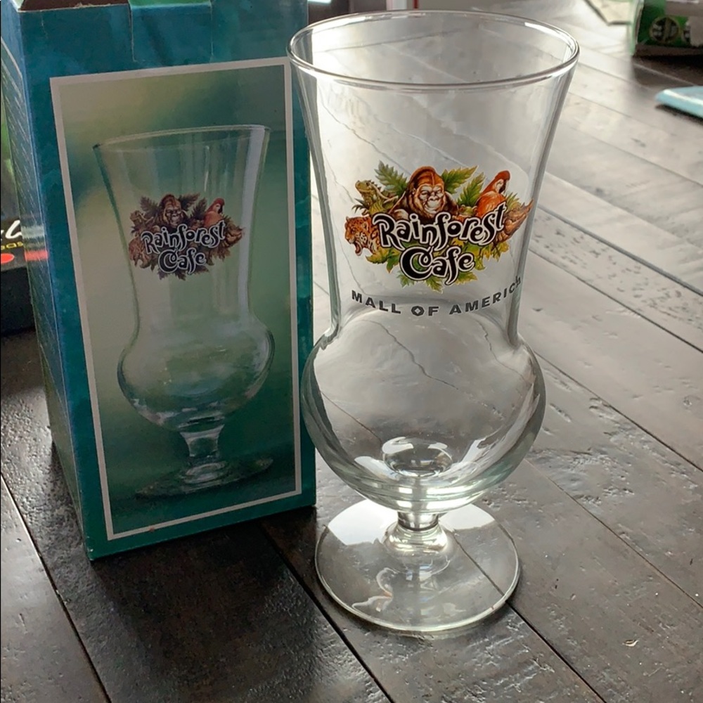 Mall of America Rainforest Cafe Hurricane glass